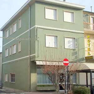 ** Hotel Cucciolo Italia